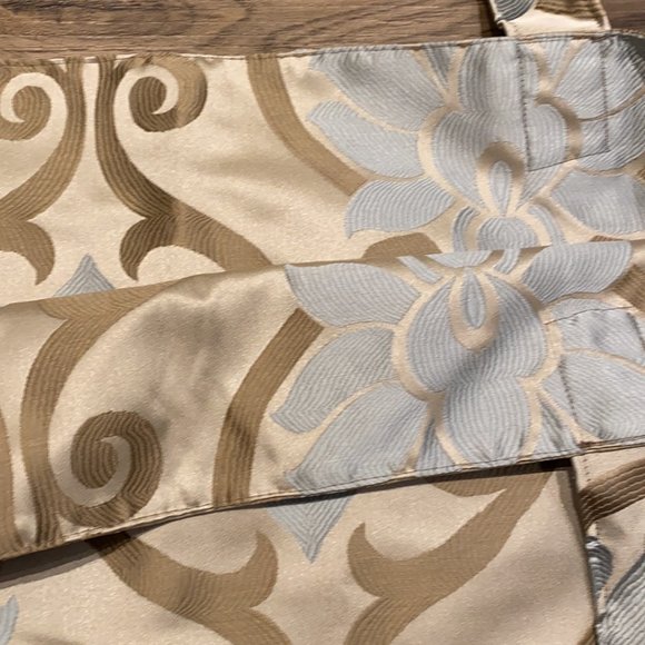 SOLD Free with purchase of $75 or more. Up cycled tote - Picture 2 of 2